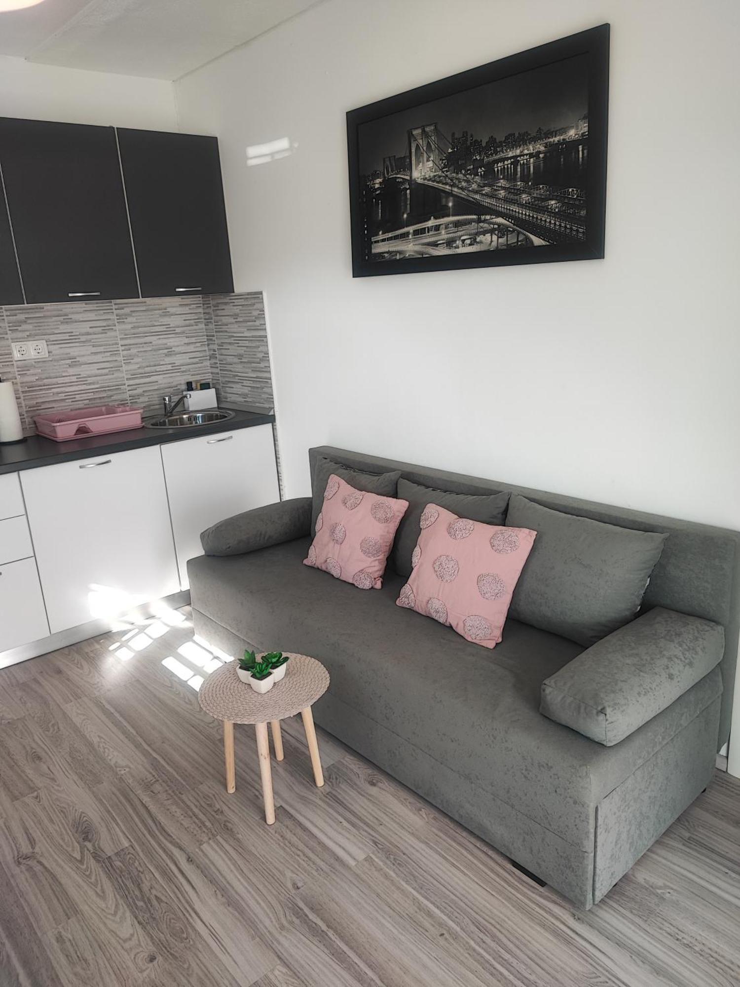 Apartment Mari Ostrvica Esterno foto