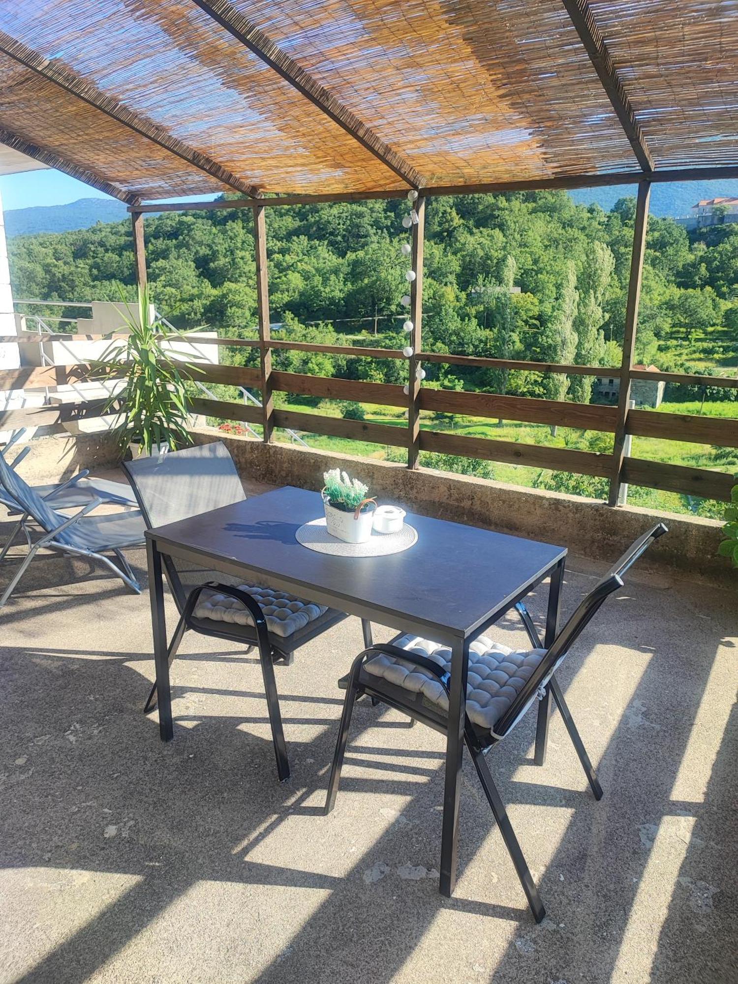 Apartment Mari Ostrvica Esterno foto